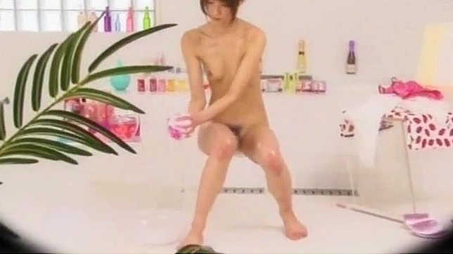 Enchanting Yua Kisaki's Hot Solo Shower Performance Seduction