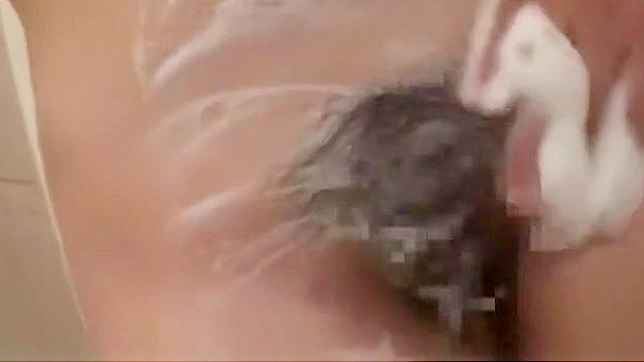 Yuna Hirose - Scorching Japanese Model With Huge Tits Teasing