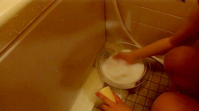 Hot JAV Diva Gang Takes Turns Giving Blowjobs & Getting Pounded Hard