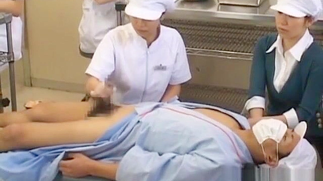 Nurse Tempts Patient by Deep Throat & Leg Spread Sex