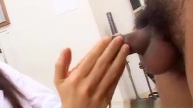 Shinobu Todaka's Nurse Skills - Irresistible Oral Pleasure Showdown