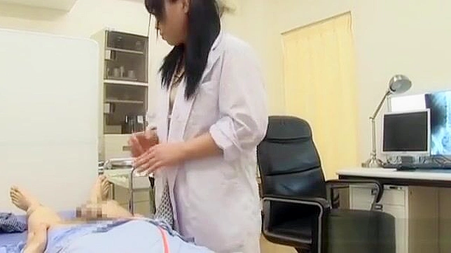 Seductive JAV MILF Tempts Doctor With Hot Oral and Tight Pussy