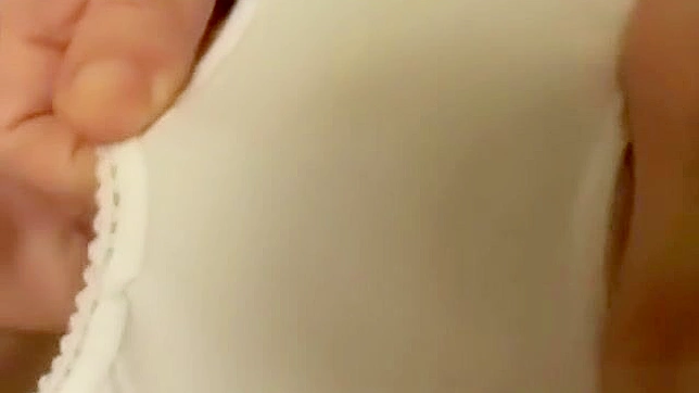 Seductive Japanese Nurse Tempts With Passionate Rim Job