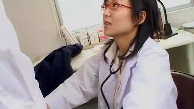Japanese Beauty Stuns With Her Sultry Sex Appeal and Hotness