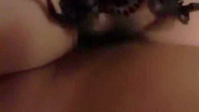 Seductive Japanese Slut in Pansu Tempts Her Horny Patient