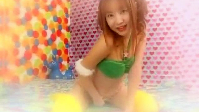 JAV Star Mina Nakano Tempts As Seductive Nurse In Bed