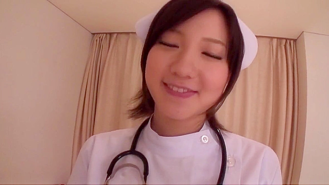 Seductive Brunette Japanese Vixen Gets Spit-Roasted & Cums Hardly