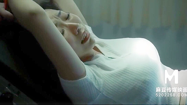 Seductive Jav Nurses Show Off Seductively During Night Duty