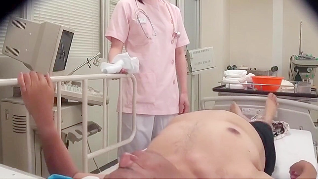 Seductive Japanese Nurse Gives Special Blowjob Treatment