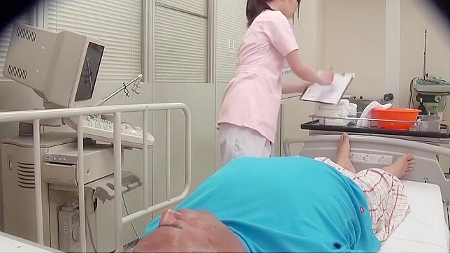 Seductive Japanese Nurse Gives Special Blowjob Treatment