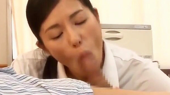 Seductive Nurse Tempts Patient With Hot Oral Pleasure