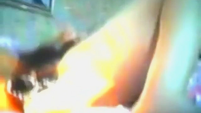 Taiwanese JAV Nurse Shows Off Her Curvy Body in Sultry Selfie Clip