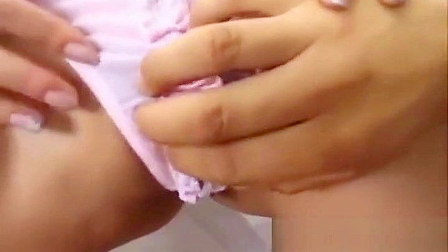 Aki Yatoh - Sultry Nurse Ignites Passionate Hospital Sex Fantasies