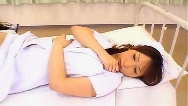 Naughty Nurse AI Sayama Tempts in Sultry JAV Scene