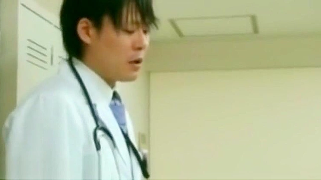 Luscious Japanese Nurse Strips Uniform for Steamy Hospital Sex
