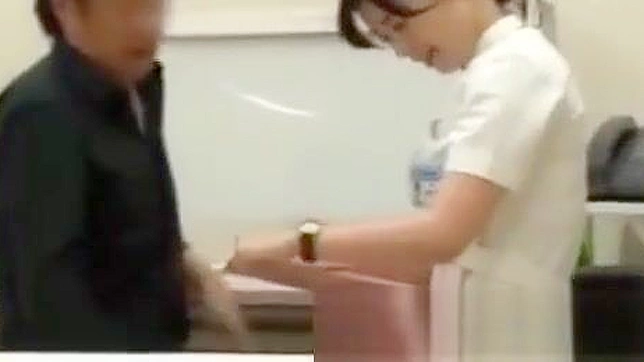 Explore Seductive Moments With Irresistible Japanese Beauties!