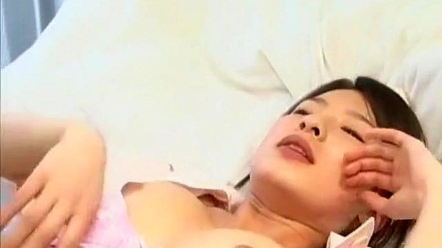 Irresistible Kaho Kasumi Excites In Steamy Medical Scene