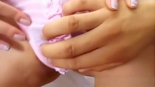 Sexy JAV Nurse Aki Yatoh Tempts With Her Sultry Skills & Passion
