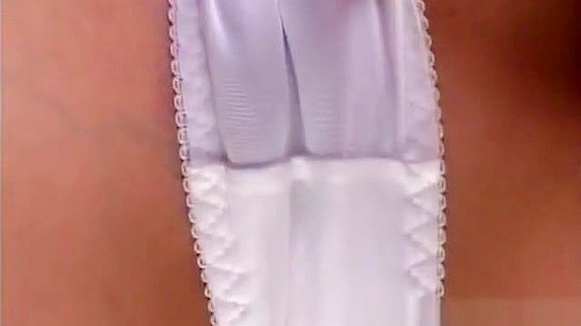 Lovely Asian Nurse Ann Nanba Sucks Cock & Opens Up Wide