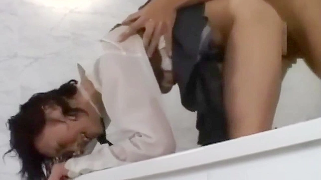 Sizzling Japanese Bathtub Bondage Leads to Hot Sex Action