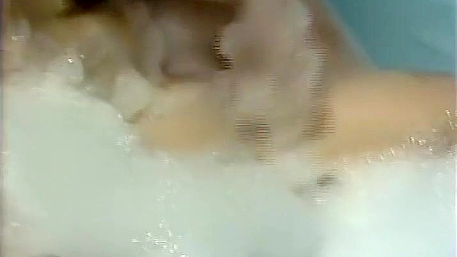 Luscious Pompie Bathing with MILFs Seductive Cumming Joy