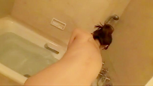 Delightful Japanese Goddess Gives Epic Handjob Bliss