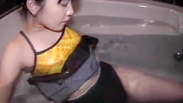 Seductive Japanese Beauty Satisfies Thirst for Passionate Sex