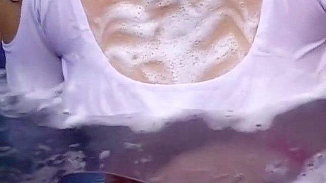 JAV Fetish - Seductive Japanese Beauty Tempts You In Her Steamy Shower