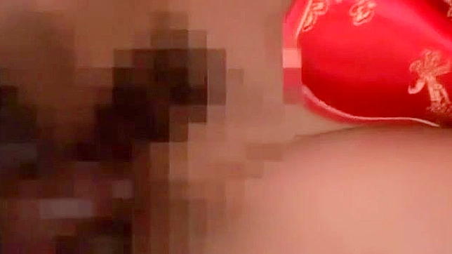 Irresistible Japanese Slut Shows Off Crazy Masturbating Skills in Stockings