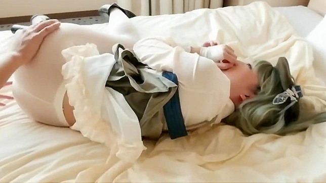 Sizzling Japanese Star Shows Off Her Best Solo Skills