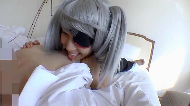 Enchanting Laura Bodewig Unleashes Forbidden Desire in Hot Action