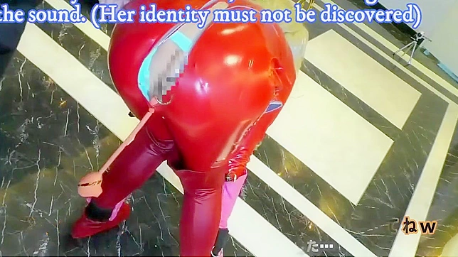 Skintight Suit JAV Beauty Shows Off Stunning Hot Body