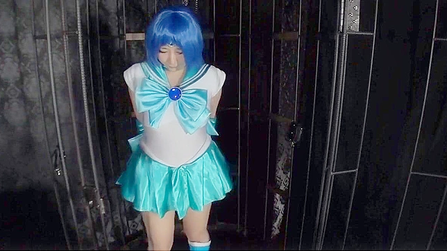 Hiyo Nishizuku Hotly Seduces As Steamy Sailor Cosplay