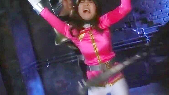 Enchanting Japanese Heroine Offers Sultry Pleasure Fantasies