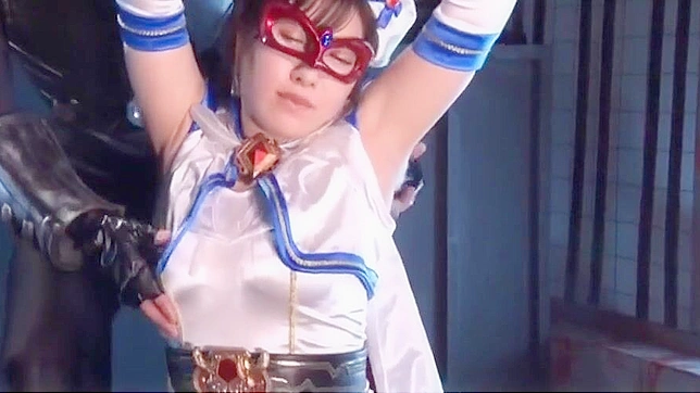 Seductive Japanese Idol Gives Epic Blowjob & Sexy Ride