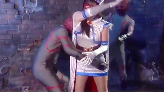 Seductive Japanese Idol Gives Epic Blowjob & Sexy Ride