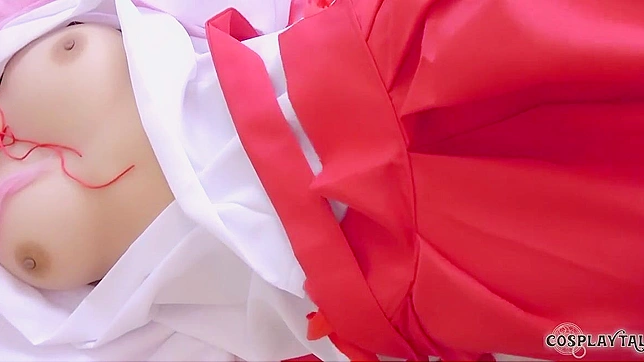 Watch 18-Year-Old JAV Idol Pleasure Herself Close-Up