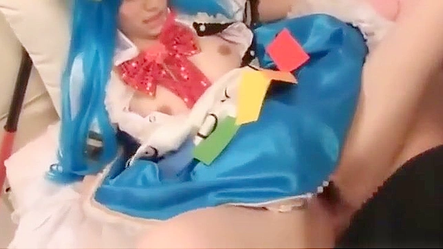 Tempting Jav Secretary Tenshi Hinanawi Toying Pussy & Cock+Sucking ecstasy