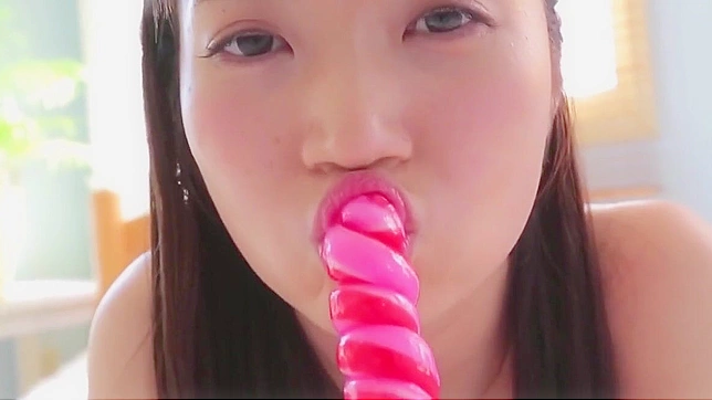 Itsuki Sasaki Unleashes Her Greedy Sexual Desires Expertly