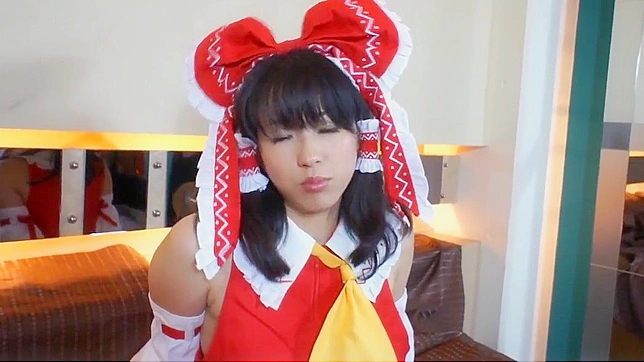 Sultry JAV Star Reimu Tempts Men With Her Irresistible Curves!