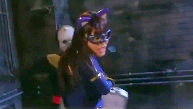 Luscious Japanese Heroess Seducing Her Lover Thoroughly Tonight