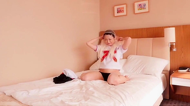 Irresistible JAV Babe Tempts You in Steamy XXX Movie