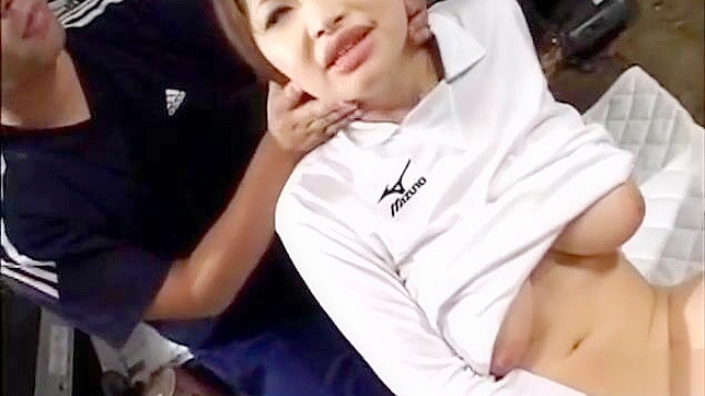 Enchanting Philly JAV Star Glows in Seductive Bukkake Orgy