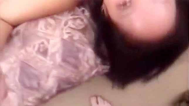 Gorgeous Filippina Loni Gives Sultry Blowjob Skills Part Three