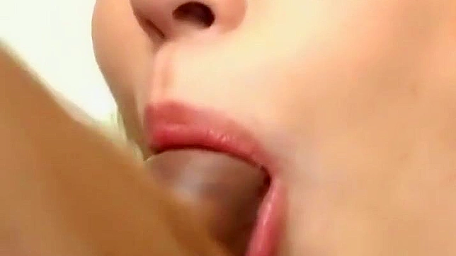 Tomoe Hinatsu’s Seductive Kisses Ignite Hot Sex Toy Playtime