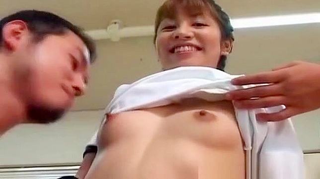 Seductive Japanese Muse Tempts Her Steamy Doc's Pleasure