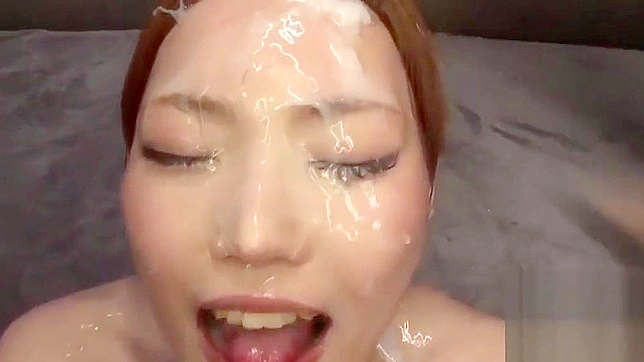 Seductive JAV Star Charms With Irresistible Erotic Curves Showdown