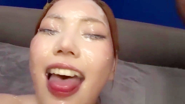 Seductive JAV Star Charms With Irresistible Erotic Curves Showdown