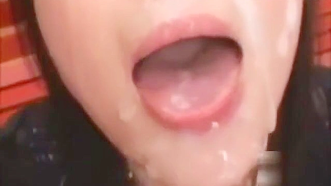 Sayuri Shiraishi JAV Star Shows Off Her Insatiable Facial Thirst