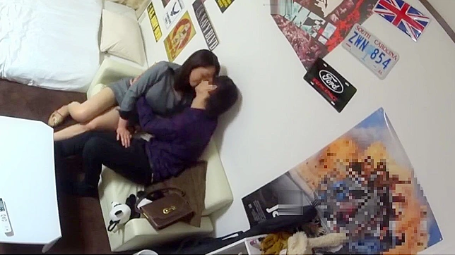 Ultimate JAV Thrill - Seductive MILF Gets Drenched in Bukkake